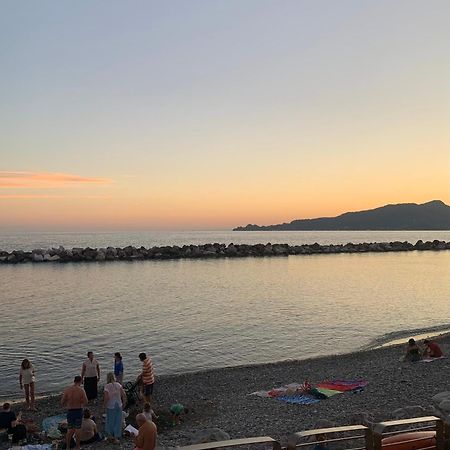 Casetta Do Caroggio Chiavari Buitenkant foto